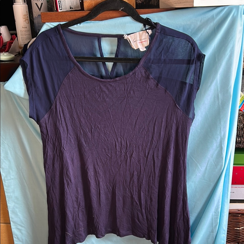 Turn by Vince Camuto Women's Sheer Navy Top size small